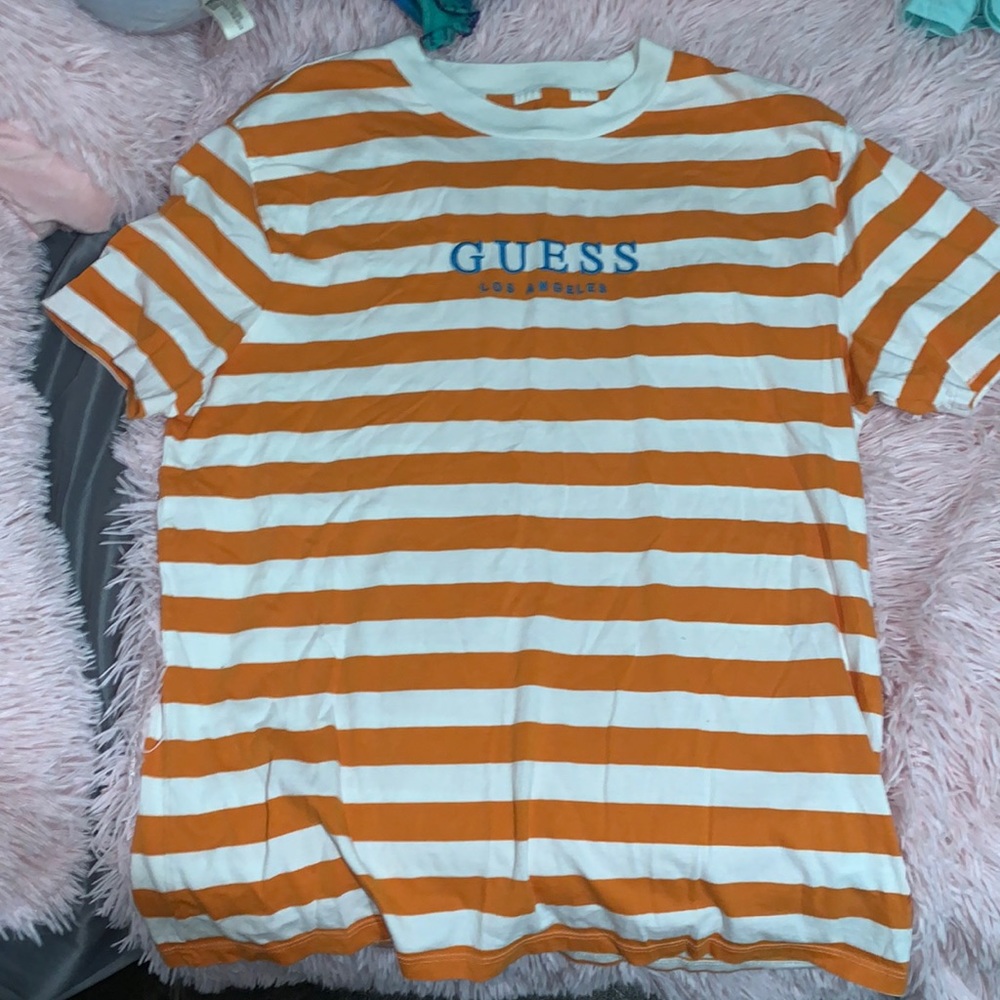 Guess tshirt